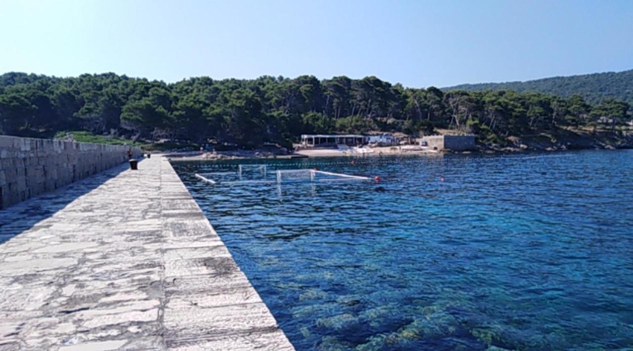 Holiday Home Villa Esperanca Veli Lošinj Dış mekan fotoğraf