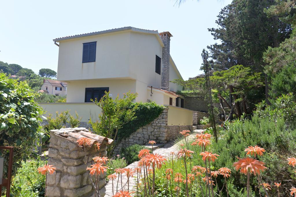 Holiday Home Villa Esperanca Veli Lošinj Dış mekan fotoğraf